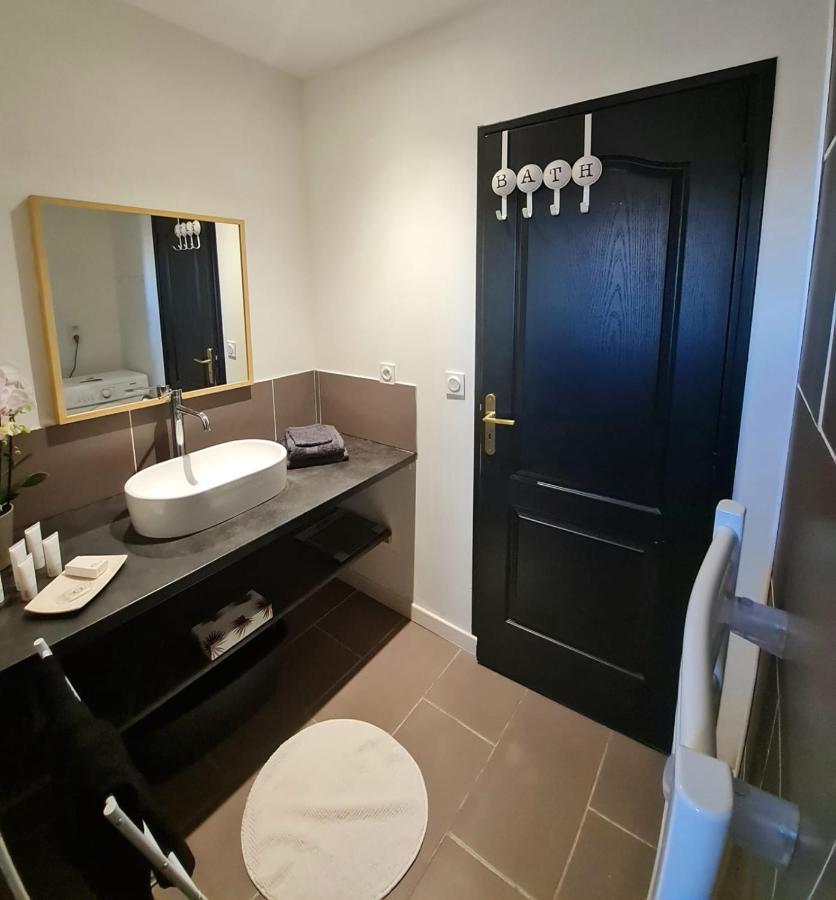 Le Repaire Du Soleil Appartement Aigues-Mortes Buitenkant foto